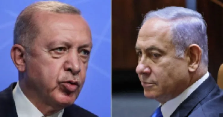 തുര്‍ക്കി പ്രസിഡന്‍റ് എര്‍ദോഗാന്‍ (ഇടത്ത്) ഇസ്രയേല്‍ പ്രധാനമന്ത്രി ബെഞ്ചമിന്‍ നെതന്യാഹു (വലത്ത്)