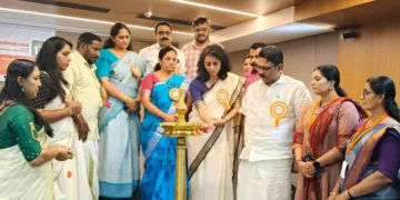 എബിആര്‍എസ്എഎമ്മിന്റെ കേരള ഘടകമായ നാഷനല്‍ ടീച്ചേഴ്‌സ് യൂണിയന്‍ സംസ്ഥാന വനിതാ സമ്മേളനം ദേശീയ ജനറല്‍ സെക്രട്ടറി പ്രൊഫ. ഗീതാ ഭട്ട് ഉദ്ഘാടനം ചെയ്യുന്നു