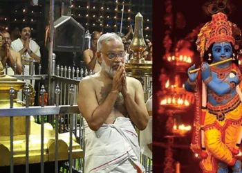 സ്വര്‍ണ കൊടിമരത്തിന് അരികില്‍നിന്ന് ക്ഷേത്രം ഊരാളന്‍
മല്ലിശ്ശേരി പരമേശ്വരന്‍ നമ്പൂതിരിപ്പാട് ശ്രീഗുരുവായൂരപ്പനെ വണങ്ങുന്നു