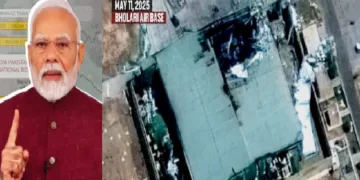 ഓപ്പറേഷന്‍ സിന്ദൂറില്‍ പാകിസ്ഥാനിലെ ഭോലാരി വ്യോമബേസില്‍ ഇന്ത്യ ഹംഗാര്‍ തകര്‍ത്തതിന്‍റെ ഉപഗ്രഹ ചിത്രം (വലത്ത്)