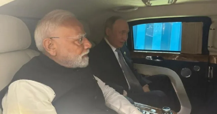 എസ് സിഒ ഉച്ചകോടിക്ക് ശേഷം മോദിയും പുടിനും ഉഭയകക്ഷിചര്‍ച്ചയ്ക്ക് കാറില്‍ ഒന്നിച്ച് പോകുന്ന ചിത്രം. മോദി പങ്കുവെച്ചതാണ് ഈ ചിത്രം.