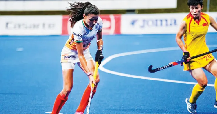 വനിതാ ഏഷ്യാകപ്പ് ഹോക്കി സൂപ്പര്‍ ഫോറില്‍ ഭാരതവും ചൈനയും തമ്മില്‍ നടന്ന പോരാട്ടത്തില്‍ നിന്ന്‌