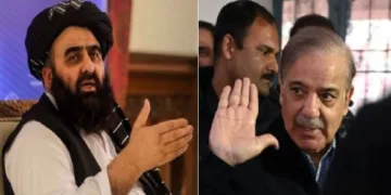 താലിബാന്‍ വക്താവ് ആമിര്‍ ഖാന്‍ മുത്താഖി (ഇടത്ത്) പാകിസ്ഥാന്‍ പ്രധാനമന്ത്രി ഷെഹ്ബാസ് ഷെരീഫ് (വലത്ത്)