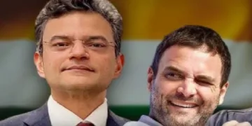 ആനന്ദ് രംഗനാഥന്‍ (ഇടത്ത്)