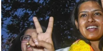 ദല്‍ഹി യൂണിവേഴ്സിറ്റി സ്റ്റുഡന്‍സ് യൂണിയന്‍ തെരഞ്ഞെടുപ്പില്‍ ഇടത് കോട്ട തകര്‍ത്ത് ജോയിന്‍റ് സെക്രട്ടറിയായി വിജയിച്ച് എബിവിപി നേതാവ് ദീപിക