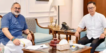 ബിജെപി സംസ്ഥാന പ്രസിഡന്റ് രാജീവ് ചന്ദ്രശേഖര്‍ കേന്ദ്ര ന്യൂനപക്ഷകാര്യ മന്ത്രി കിരണ്‍ റിജിജുവുമായി ന്യൂദല്‍
ഹിയില്‍ കൂടിക്കാഴ്ച നടത്തിയപ്പോള്‍