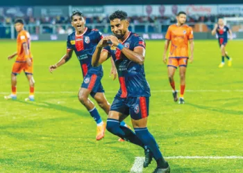 ഗോള്‍ നേടിയ മലപ്പുറം എഫ്‌സി താരം റോയി കൃഷ്ണയുടെ ആഹ്ലാദം