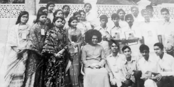 ശിബിരാര്‍ത്ഥികള്‍ ബാബയോടൊപ്പം