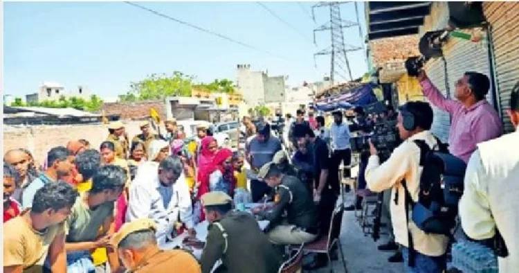 അനധികൃത ബംഗ്ലാദേശികളെ മുംബൈയില്‍ നിന്നും നാടുകടത്തുന്നു