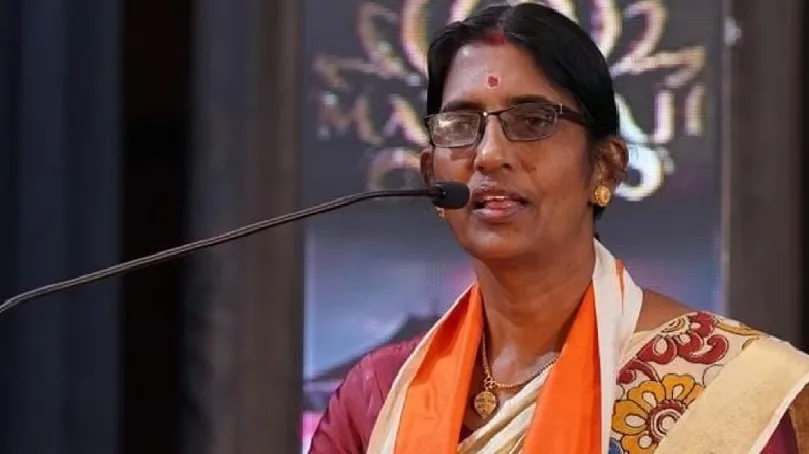 ശോഭാ ജി, ഇവമ്മാരുടെ ഈ ആക്രമണമാണ് നമ്മുടെ കരുത്ത് ; ആദർശത്തിന്റെ ശക്തി എന്താണ് എന്ന് അവന്മാർക്കറിയില്ലല്ലോ ; കെ പി ശശികല ടീച്ചർ