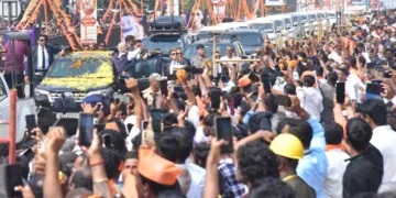 പ്രധാനമന്ത്രിയുടെ റോഡ് ഷോയില്‍ നിന്നും