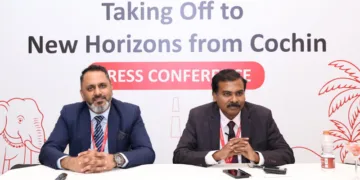 കൊച്ചി വിമാനത്താവളത്തില്‍ എയര്‍ ഇന്ത്യ സാറ്റ്സിന്റെ ഗ്രൗണ്ട് ഹാന്‍ഡ്ലിംഗ് പ്രവര്‍ത്തനങ്ങള്‍ ആരംഭിച്ചതായി എയര്‍ ഇന്ത്യ സാറ്റ്സ് ബിസിനസ് ഡെവലപ്മെന്റെ് മേധാവി കല്‍പേഷ് സിങും കൊച്ചി സ്റ്റേഷന്‍ ഹെഡ് സെന്തില്‍ കുമാറും ചേര്‍ന്ന് പ്രഖ്യാപിക്കുന്നു.