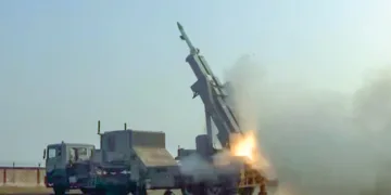 ആകാശ് എന്‍ജി മിസൈല്‍ വിജയകരമായി പരീക്ഷിക്കുന്നു