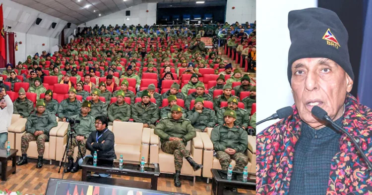 ലഡാക്കിലെ തന്ത്രപ്രധാന സ്ഥലങ്ങളില്‍ അടിസ്ഥാന സൗകര്യ വികസനത്തിനായി ബിആര്‍ഒ പുതിയതായി പൂര്‍ത്തിയാക്കിയ പദ്ധതികളുടെ ഉദ്ഘാടനച്ചടങ്ങില്‍ പ്രതിരോധമന്ത്രി രാജ്‌നാഥ് സിങ് സംസാരിക്കുന്നു