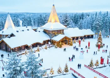 ഫിന്‍ലന്‍ഡിലെ സാന്താക്ലോസ് വില്ലേജ്‌