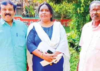 ചുനക്കര നാലാം വാര്‍ഡില്‍ ഗീത തെരഞ്ഞെടുപ്പ് പ്രചരണത്തില്‍