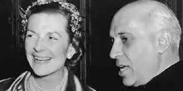 എഡ്വിന മൗണ്ട്ബാറ്റണും ജവഹര്‍ലാല്‍ നെഹ്‌റുവും