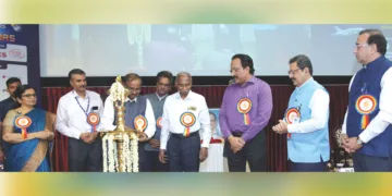 തിരുവനന്തപുരത്ത് 'അസെറ്റ് 2025' ഐഎസ്ആര്‍ഒ ചെയര്‍മാനും ബഹിരാകാശ വകുപ്പ് സെക്രട്ടറിയുമായ ഡോ. വി. നാരായണന്‍ ഉദ്ഘാടനം ചെയ്യുന്നു