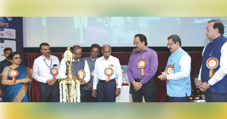 തിരുവനന്തപുരത്ത് 'അസെറ്റ് 2025' ഐഎസ്ആര്ഒ ചെയര്മാനും ബഹിരാകാശ വകുപ്പ് സെക്രട്ടറിയുമായ ഡോ. വി. നാരായണന് ഉദ്ഘാടനം ചെയ്യുന്നു