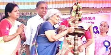 ക്ഷത്രിയ ക്ഷേമ സഭ വനിതാ വിഭാഗം സംസ്ഥാന സമ്മേളനം തിരുവല്ലയില്‍ സഭ സംസ്ഥാന പ്രസിഡന്റ് ഡോ. എം. ലളിതാംബിക ഉദ്ഘാടനം ചെയ്യുന്നു