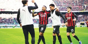 ഇറ്റാലിയന്‍ സീരി എയില്‍ എസി മിലാന് വേണ്ടി ഇരട്ട ഗോള്‍ നേടിയ ക്രിസ്റ്റഫര്‍ എന്‍കുങ്കുവിന്റെ ആഹ്ലാദം