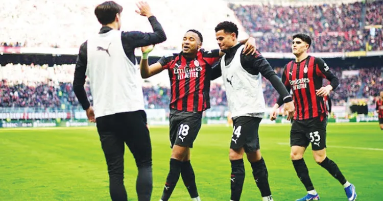 ഇറ്റാലിയന്‍ സീരി എയില്‍ എസി മിലാന് വേണ്ടി ഇരട്ട ഗോള്‍ നേടിയ ക്രിസ്റ്റഫര്‍ എന്‍കുങ്കുവിന്റെ ആഹ്ലാദം