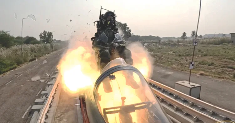 ഡിആര്‍ഡിഒ വികസിപ്പിച്ച എസ്‌കേപ്പ് സിസ്റ്റത്തിന്റെ പരീക്ഷണം