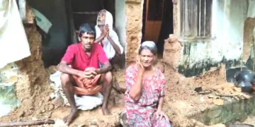 കുന്നത്തുകാല്‍ ഗ്രാമപഞ്ചായത്തിലെ ഇളന്തോട്ടത്ത് കാലായില്‍ പുത്തന്‍വീട്ടില്‍ സുഭദ്രയും സഹോദരങ്ങളും ഇടിഞ്ഞ് പൊളിഞ്ഞ വീടിനു മുന്നില്‍. ശാരീരിക അവശതയും മാനസിക ബുദ്ധിമുട്ടുമുള്ള ഇവര്‍ക്ക് വീട് നല്‍കുവാന്‍ അധികൃതര്‍ തയാറായിട്ടില്ല