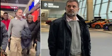 രാഹൂല്‍ ഗാന്ധി ജര്‍മ്മനിയെ ബിഎംഡബ്ല്യു കാര്‍ നിര്‍മ്മാണ പ്ലാന്‍റില്‍ നിന്ന് ഇന്ത്യയിലെ കാര്‍ ഉല്പാദനം മുരടിച്ചുവെന്ന് വിമര്‍ശിക്കുന്നു (വലത്ത്) കണക്കുകള്‍ പ്രകാരം ഇന്ത്യയിലെ കാര്‍ ഉല്‍പാദനം കുതിച്ചുചാടുകയാണ്.