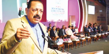ഇന്ത്യ ഇന്റര്‍നാഷണല്‍ സയന്‍സ് ഫെസ്റ്റിവലിന്റെ 11-ാം പതിപ്പ് ഹരിയാനയിലെ പഞ്ച്കുളയില്‍ കേന്ദ്ര ശാസ്ത്ര സാങ്കേതിക വകുപ്പ് മന്ത്രി ഡോ. ജിതേന്ദ്ര സിങ് ഉദ്ഘാടനം ചെയ്യുന്നു.