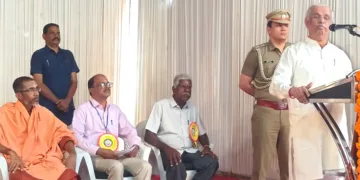 വള്ളുവനാട് ഹിന്ദുമത പരിഷത്തിന്റെ 12-മത് വാര്‍ഷിക സമാപനം ഗവര്‍ണര്‍ രാജേന്ദ്ര വിശ്വനാഥ് ആര്‍ലേക്കര്‍ ഉദ്ഘാടനം ചെയ്യുന്നു