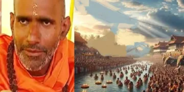 ആനന്ദവനം ഭാരതി (ഇടത്ത്)