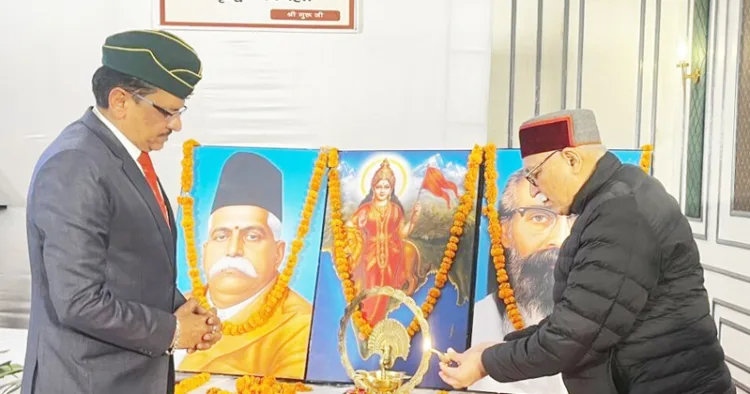 ഹിസാറിലെ പഞ്ചാബി ഭവനില്‍ ചേര്‍ന്ന പൗരപ്രമുഖരുടെ സമ്മേളനം സഹസര്‍കാര്യവാഹ് അരുണ്‍കുമാര്‍ ഉദ്ഘാടനം ചെയ്യുന്നു