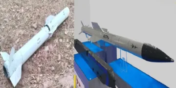 ഓപ്പറേഷന്‍ സിന്ദൂര്‍ യുദ്ധത്തില്‍ നിര്‍വ്വീര്യമായി നിലംപൊത്തിയ ചൈനയുടെ പിഎല്‍15 മിസൈല്‍ (ഇടത്ത്) ഇന്ത്യ വികസിപ്പിക്കുന്ന കൂടുതല്‍ കരുത്തുറ്റ ആസ്ട്ര മാര്‍ക് 2 മിസൈല്‍ (വലത്ത്)