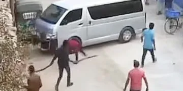 ഇസ്ലാമിക ഭീകരര്‍ നഗരത്തില്‍ ആക്രമണം നടത്തുന്നു