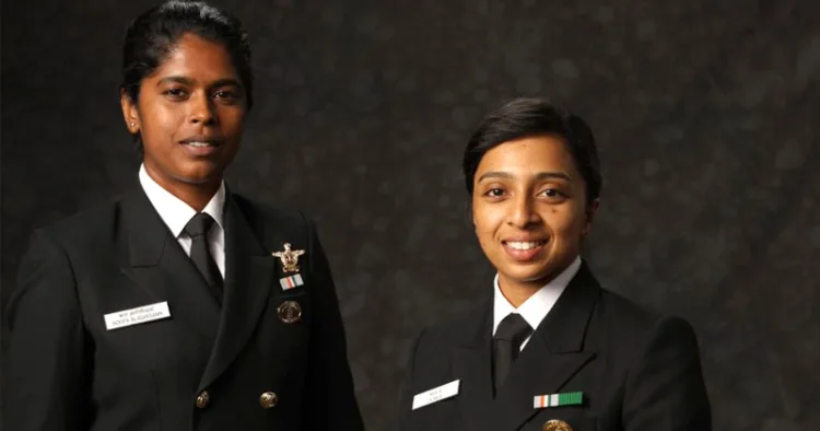 ലെഫ്. കമാന്‍ഡര്‍മാരായ രൂപയും കെ. ദില്‍നയും