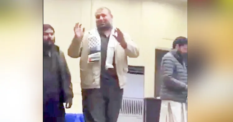 ലഷ്കര് ഇ തൊയ്ബയുടെ ഭീകര കാമ്പില് ഹമാസ് നേതാവ് നജി സഹീര് മുഖ്യാതിഥിയായി പങ്കെടുത്തതിന്റെ വീഡിയോ ദൃശ്യം