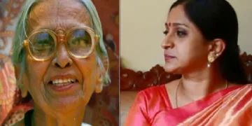 കലാമണ്ഡലം കല്യാണിക്കുട്ടിയമ്മ (ഇടത്ത്) ചെറുമകള്‍ സ്മിത രാജന്‍ (വലത്ത്)