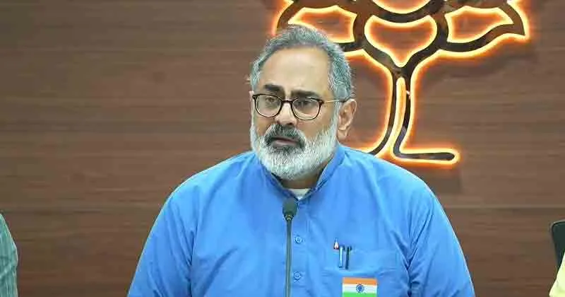 മംഗലാപുരം വേര്പെടുത്തല് വിവാദമാക്കല്; ലക്ഷ്യം 100 ദിവസത്തെ ഭരണപരാജയത്തില് നിന്ന് ശ്രദ്ധതിരിക്കല്: രാജീവ് ചന്ദ്രശേഖര്