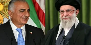 റിസ പഹ്ലവി (ഇടത്ത്) അലി ഖമേനി (വലത്ത്)