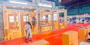 കടവന്ത്ര രാജീവ് ഗാന്ധി ഇന്‍ഡോര്‍ സ്റ്റേഡിയത്തില്‍ ആരംഭിച്ച ഇന്ത്യ ഇന്റര്‍നാഷണല്‍ ട്രാവല്‍ മാര്‍ട്ടിന്റെ ഭാഗമായി ഒരുക്കിയ തെലങ്കാനയുടെ പവലിയന്‍