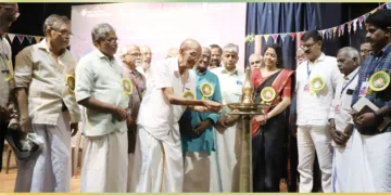 തപസ്യ കലാസാഹിത്യ വേദിയുടെ സുവര്‍ണ്ണ ജൂബിലിയോട് അനുബന്ധിച്ചുള്ള ദേശീയ അമച്വര്‍ നാടകോത്സവം തൃശൂരില്‍ പ്രശസ്ത നാടകാചാര്യന്‍ സി.എല്‍. ജോസ്, കഥകളി ആചാര്യന്‍ സദനം കൃഷ്ണന്‍കുട്ടി എന്നിവര്‍ ചേര്‍ന്ന് ഉദ്ഘാടനം ചെയ്യുന്നു