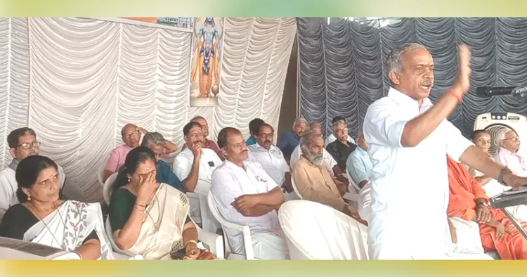 മലപ്പുറം ജില്ലയിലെ അമരമ്പലത്ത് ഹിന്ദു ഏകതാ സമ്മേളനത്തില്‍ പ്രജ്ഞ പ്രവാഹ് സംയോജകന്‍ ജെ. നന്ദകുമാര്‍ മുഖ്യപ്രഭാഷണം നടത്തുന്നു