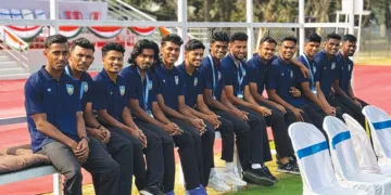 കേരള ടീം സിലാപത്താര്‍ ഫുട്‌ബോള്‍ സ്‌റ്റേഡിയത്തില്‍