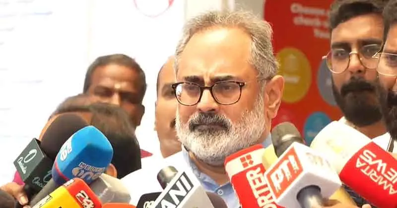 തിരുവല്ലം പരശുരാമ ക്ഷേത്ര പരിസരം നവീകരണം : മന്ത്രിമാര്ക്ക് നിവേദനം നല്കി രാജീവ് ചന്ദ്രശേഖര് എംഎല്എ