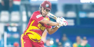 ഷിംറോണ്‍ ഹിറ്റ്മയെറിന്റെ ബാറ്റിങ്‌