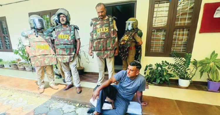 ബ്രഹ്‌മഗിരി സൊസൈറ്റിയില്‍ ആത്മഹത്യക്ക് ശ്രമിച്ച നൗഷാദ്‌