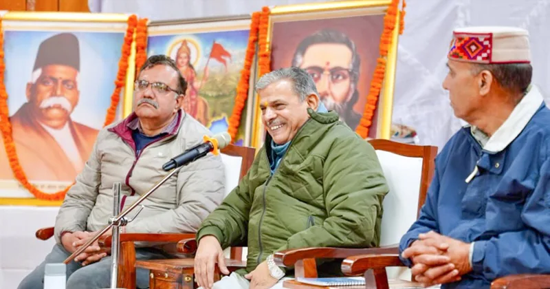 ഭാരതത്തെ ഭാരതമായി നിലനിര്ത്തുകയും നമ്മുടെ ഓരോ തരി മണ്ണും സ്വന്തമെന്ന ഭാവത്തോടെ സംരക്ഷിക്കുകയും വേണം: ദത്താത്രേയ ഹൊസബാളെ