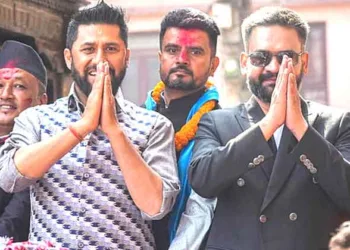 നിയുക്ത നേപ്പാള്‍ പ്രധാനമന്ത്രി ബാലേന്ദ്ര ഷാ (വലത്ത്) ആര്‍.എസ്.പി തലവന്‍ റാബി ലാമിച്ചാനെ (ഇടത്ത് )