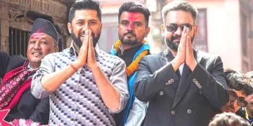 നിയുക്ത നേപ്പാള്‍ പ്രധാനമന്ത്രി ബാലേന്ദ്ര ഷാ (വലത്ത്) ആര്‍.എസ്.പി തലവന്‍ റാബി ലാമിച്ചാനെ (ഇടത്ത് )